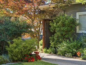 852 Peach Avenue, Sunnyvale CA 94087