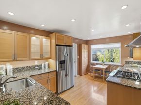 852 Peach Avenue, Sunnyvale CA 94087