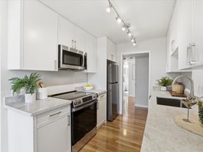 255 S Rengstorff Avenue 7, Mountain View CA 94040