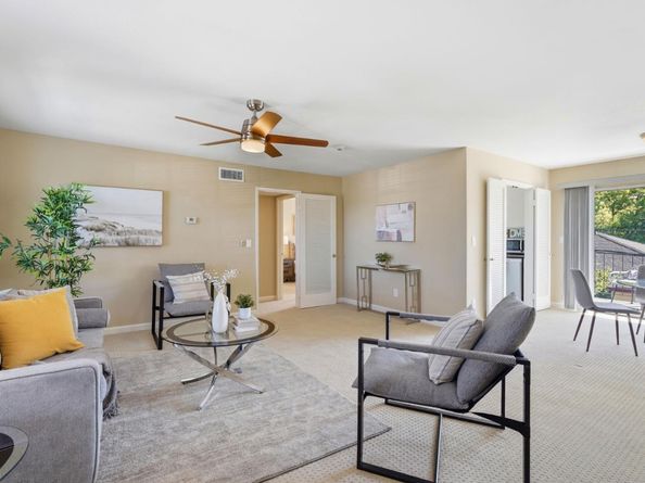 1915 Mount Vernon Court 16, Mountain View CA 94040
