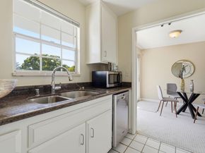 1915 Mount Vernon Court 16, Mountain View CA 94040