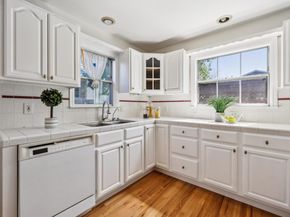 384 Beemer Avenue, Sunnyvale CA 94086
