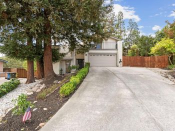 3 Saint Louis Lane