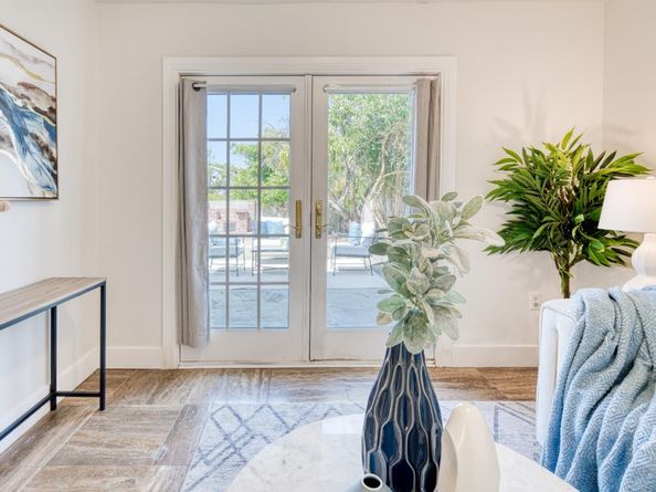 2036 E 20th Street, Oakland CA 94606