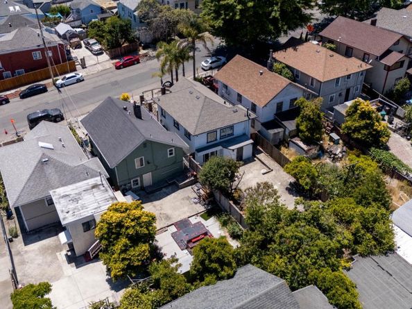 2036 E 20th Street, Oakland CA 94606