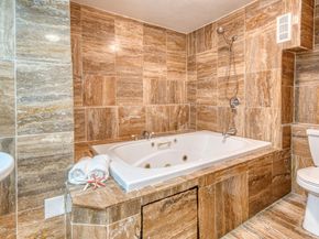 2036 E 20th Street, Oakland CA 94606