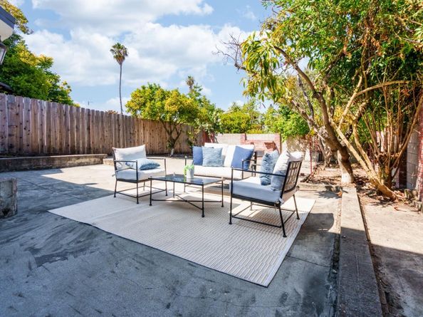 2036 E 20th Street, Oakland CA 94606