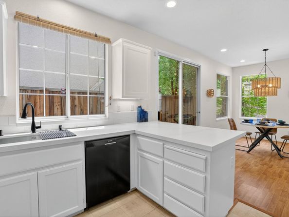 612 Villa Centre Way, San Jose CA 95128
