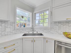 667 Cuesta Drive, Los Altos CA 94024