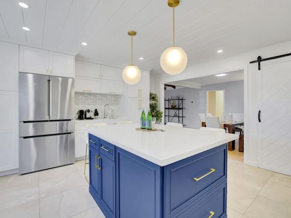 667 Cuesta Drive, Los Altos CA 94024
