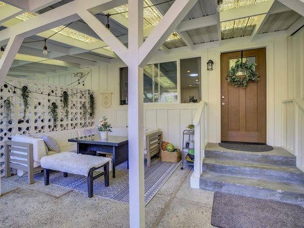 667 Cuesta Drive, Los Altos CA 94024
