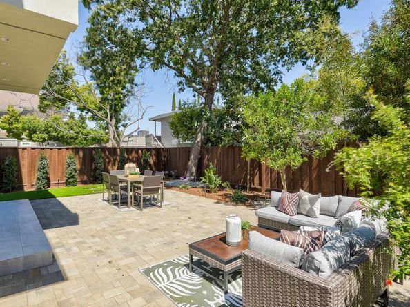 671 Live Oak Avenue, Menlo Park CA 94025