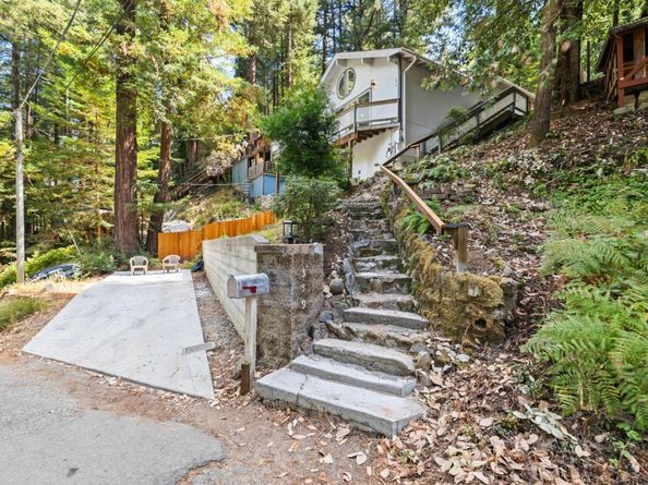 359 Redwood Road, Felton CA 95018