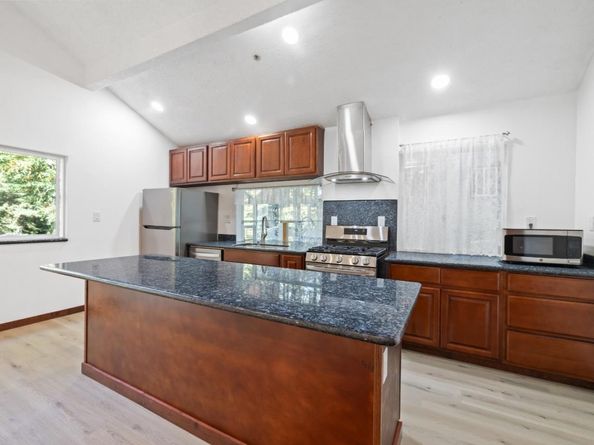 359 Redwood Road, Felton CA 95018