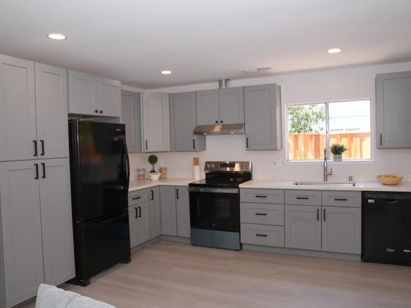 7102 Avenida Rotella, San Jose CA 95139