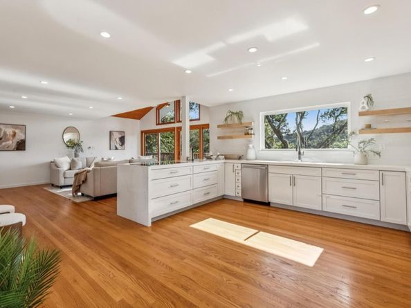 708 Linda Court, San Mateo CA 94403