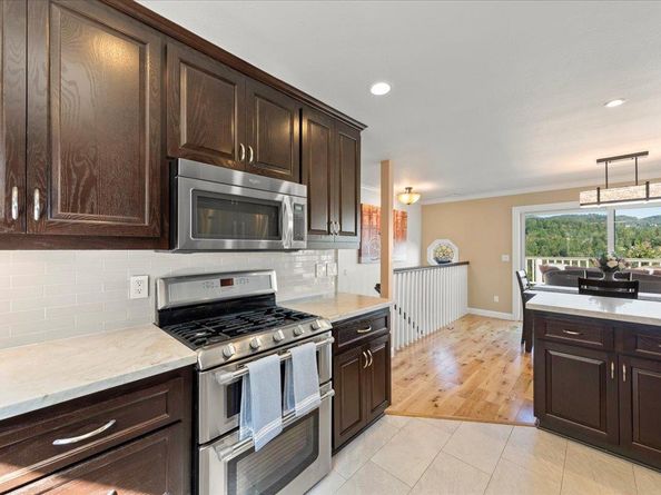 25400 Radonich Road, Los Gatos CA 95033