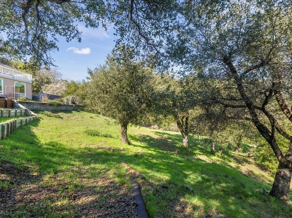 25400 Radonich Road, Los Gatos CA 95033