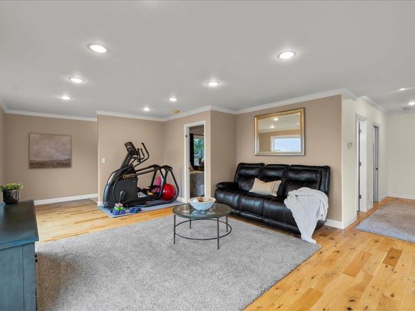 25400 Radonich Road, Los Gatos CA 95033