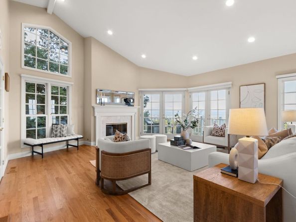 722 Bayview Way, Redwood City CA 94062