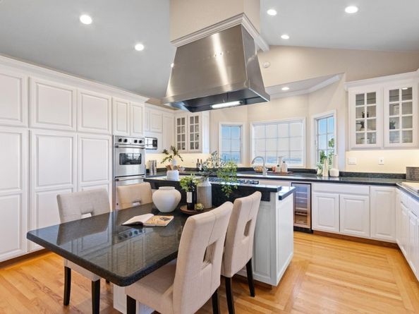 722 Bayview Way, Redwood City CA 94062