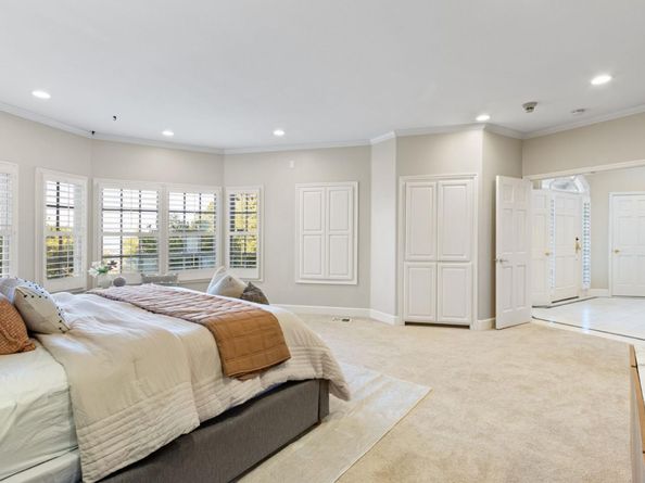 722 Bayview Way, Redwood City CA 94062