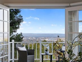 722 Bayview Way, Redwood City CA 94062