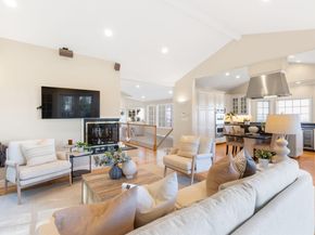 722 Bayview Way, Redwood City CA 94062