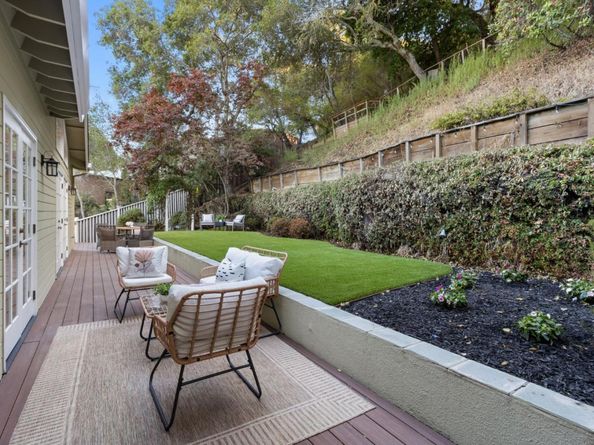 722 Bayview Way, Redwood City CA 94062