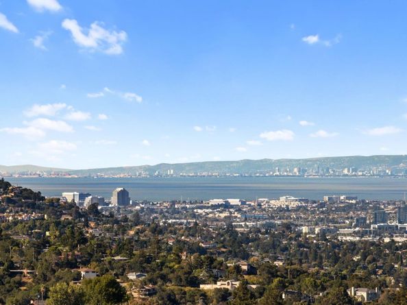 722 Bayview Way, Redwood City CA 94062