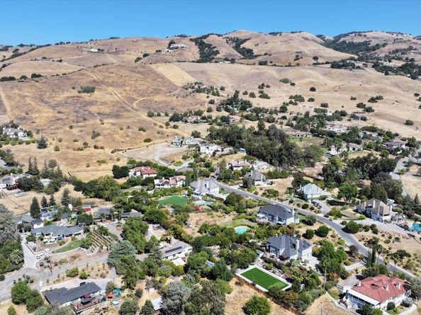 2145 Mount Pleasant Road, San Jose CA 95148