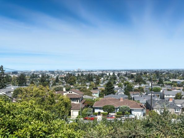 2931 Sunset Terrace, San Mateo CA 94403