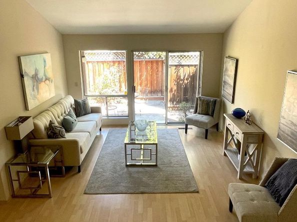 1350 Merrivale West Square, San Jose CA 95117