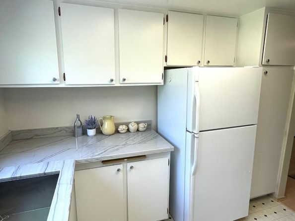 1350 Merrivale West Square, San Jose CA 95117