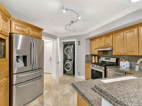 1499 Oak Grove Avenue 202, Burlingame CA 94010