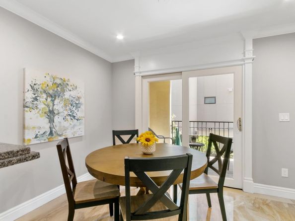 1499 Oak Grove Avenue 202, Burlingame CA 94010