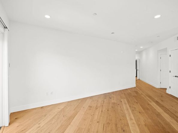 777 Walnut Street 307, San Carlos CA 94070