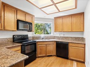 210 Commons Lane, Foster City CA 94404