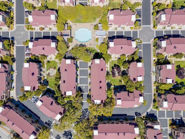 210 Commons Lane, Foster City CA 94404