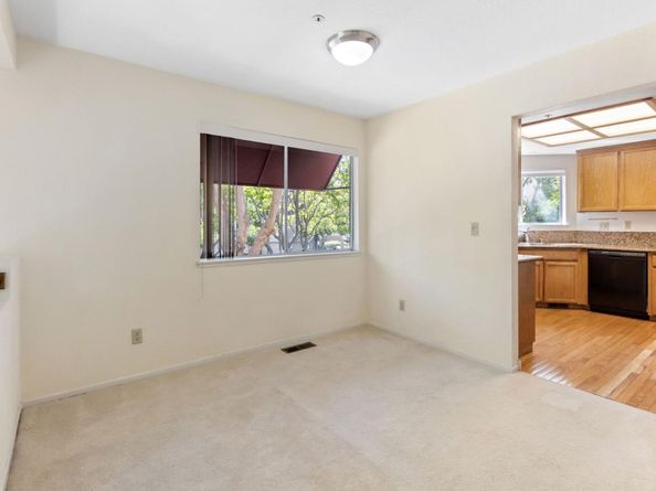 210 Commons Lane, Foster City CA 94404