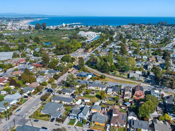 148 Mason Street, Santa Cruz CA 95060
