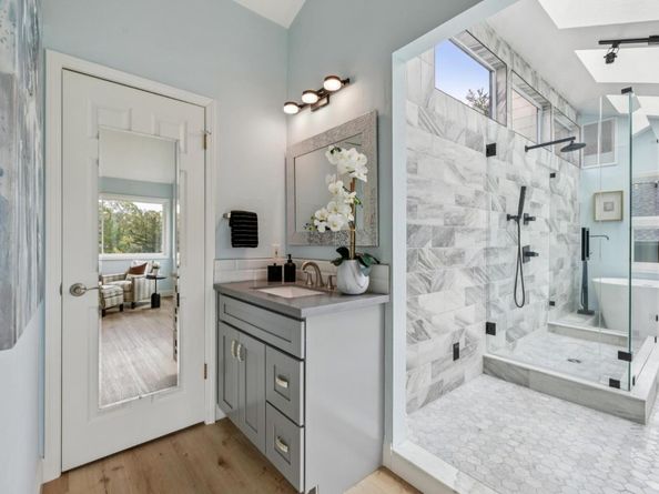389 Avenue Granada, El Granada CA 94018