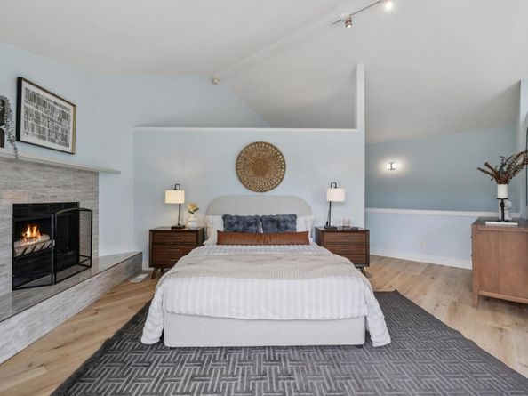 389 Avenue Granada, El Granada CA 94018