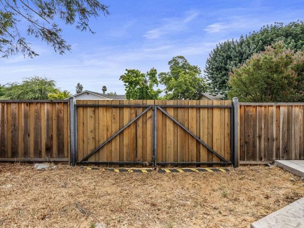 1301 3rd Street, Gilroy CA 95020