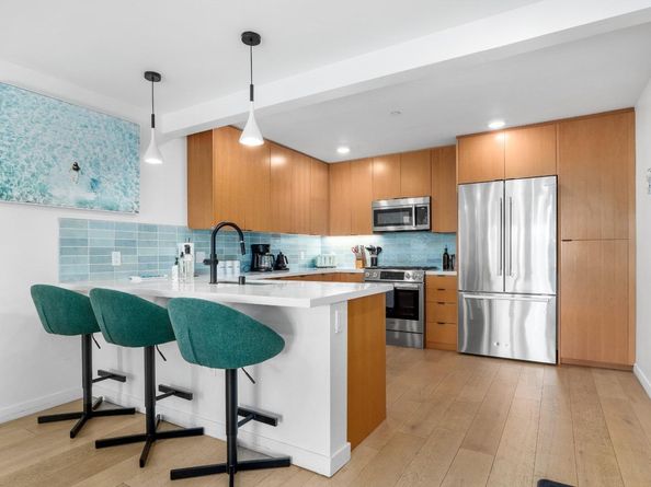 208 Capitola Avenue, Capitola CA 95010