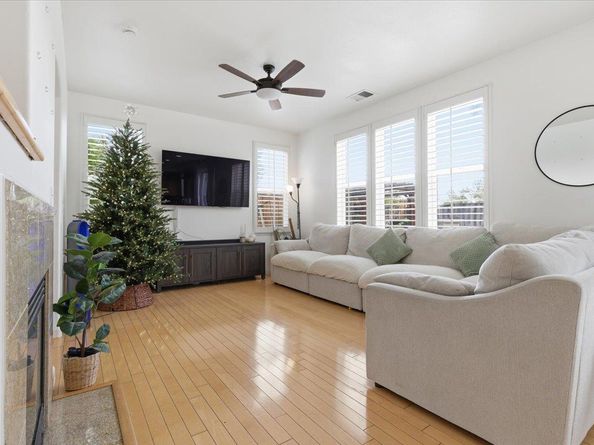 160 Trimble Court, Gilroy CA 95020