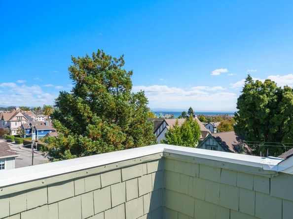 918 3rd Street A, Santa Cruz CA 95060