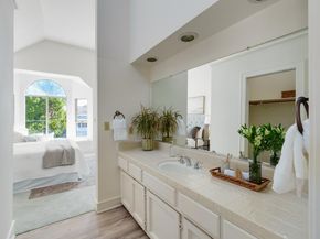 918 3rd Street A, Santa Cruz CA 95060