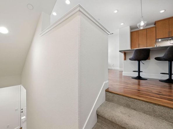 319 Charles Morris Terrace, Sunnyvale CA 94085