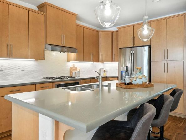 319 Charles Morris Terrace, Sunnyvale CA 94085